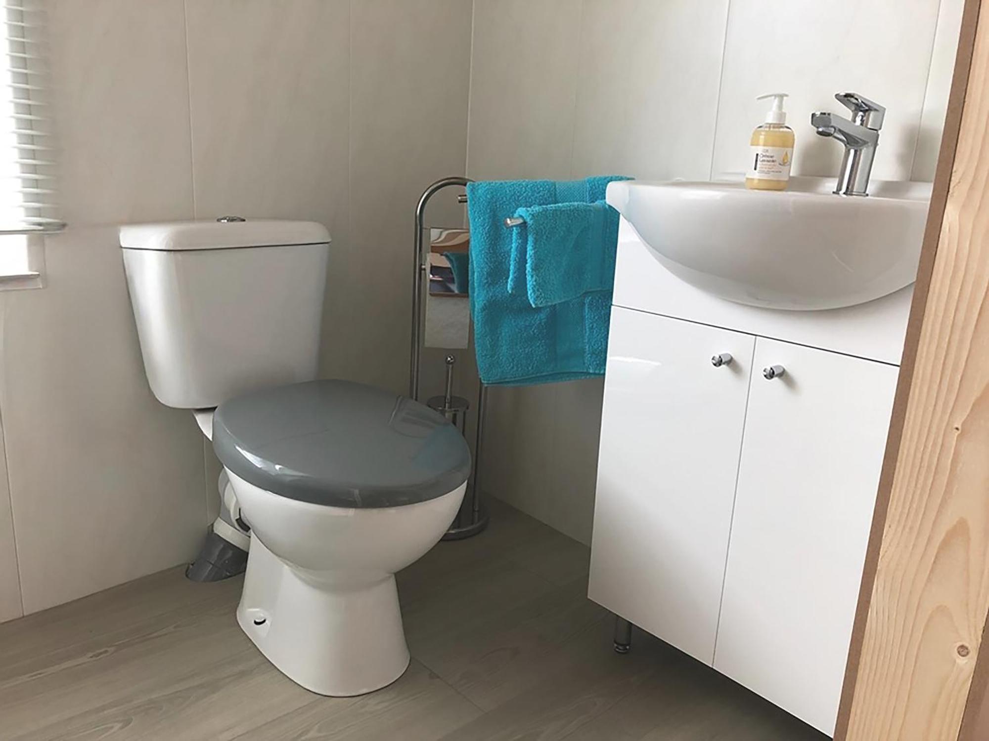 L'Eden Carolo - Netflix, Wi-Fi, 10Min Aeroport, Parking Gratuit Apartment Dampremy Luaran gambar